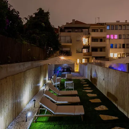 Liiiving In - Pool Paradise * Oporto