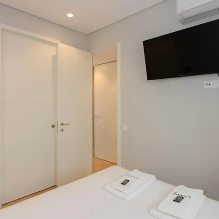 Liiiving In - Pool Paradise Apartamento Oporto