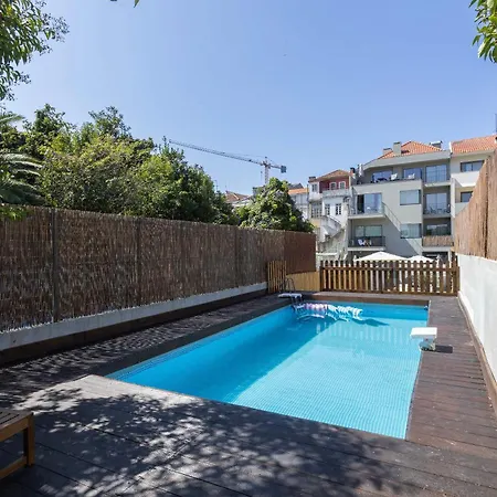 Liiiving In - Pool Paradise Oporto