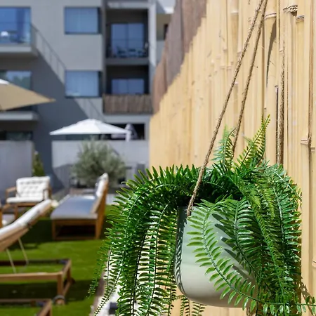 Liiiving In - Pool Paradise Apartamento *