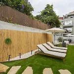 Liiiving In - Pool Paradise Apartmán Porto