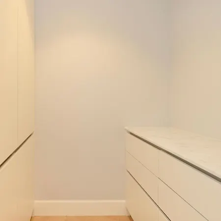 Liiiving In - Pool Paradise Porto