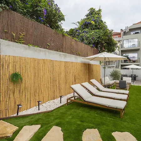 Liiiving In - Pool Paradise Apartament Porto