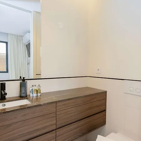 Liiiving In - Pool Paradise Apartamento Porto