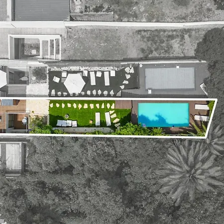 Apartment Liiiving In - Pool Paradise *